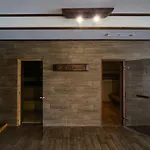 Hotel Leshten Hotel