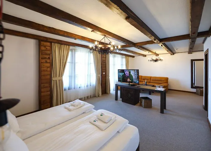 Hotel Leshten Leshten