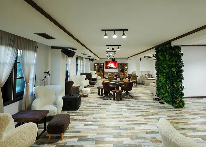 Hotel Leshten Hotel Leshten