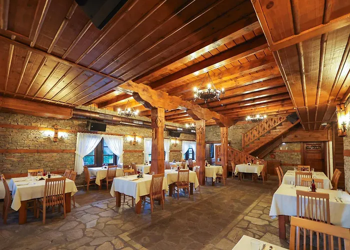 Hotel Leshten Leshten