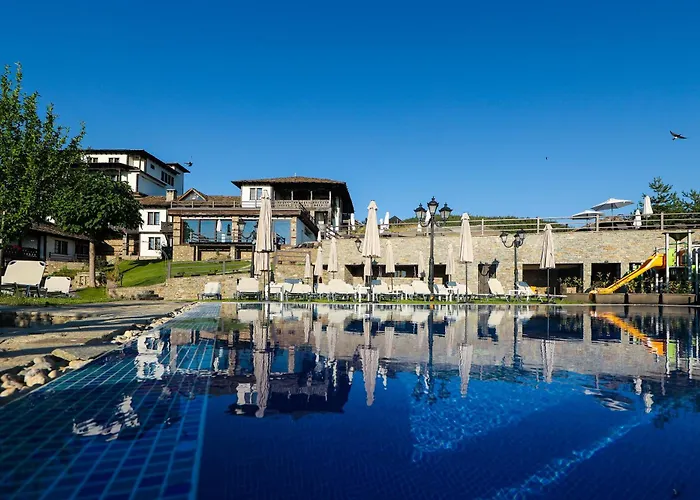 Hotel Leshten Hotel *