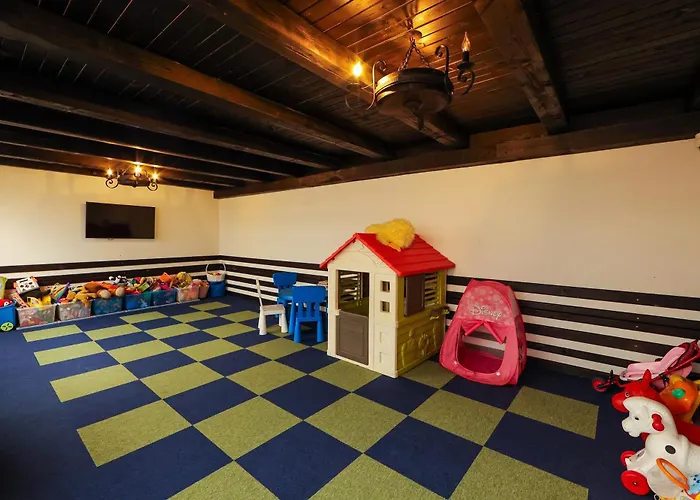 Hotel Leshten Leshten